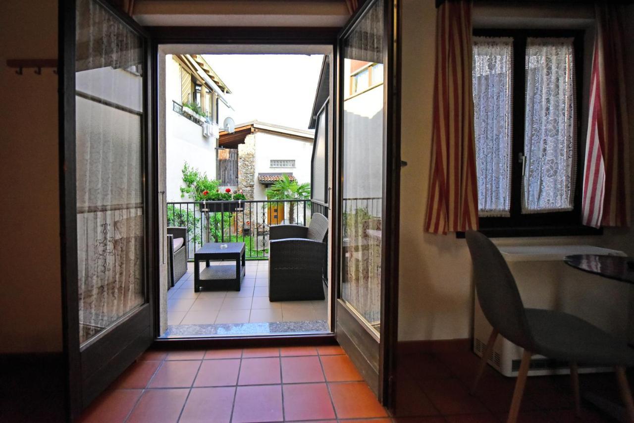 Hotel Pensione Serena Purasca Extérieur photo