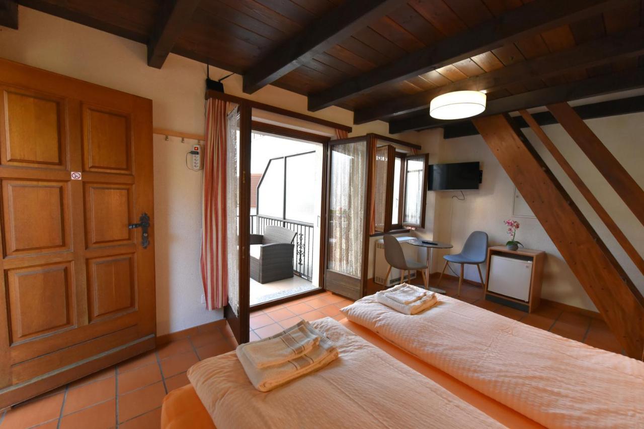 Hotel Pensione Serena Purasca Extérieur photo
