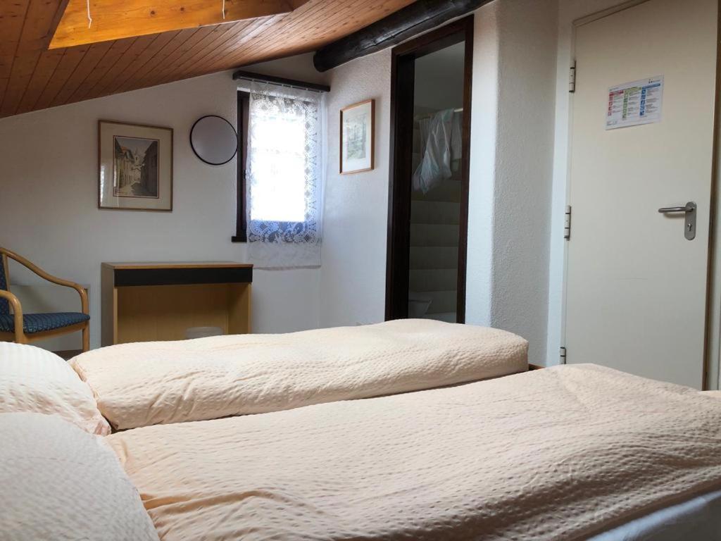 Hotel Pensione Serena Purasca Extérieur photo